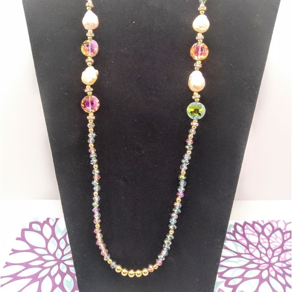 Elegant Long Crystal And Freshwater Pearl Necklace - Picture 4 of 5